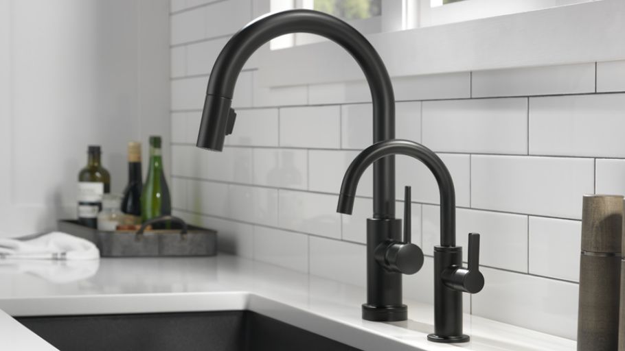 BEVERAGE FAUCETS